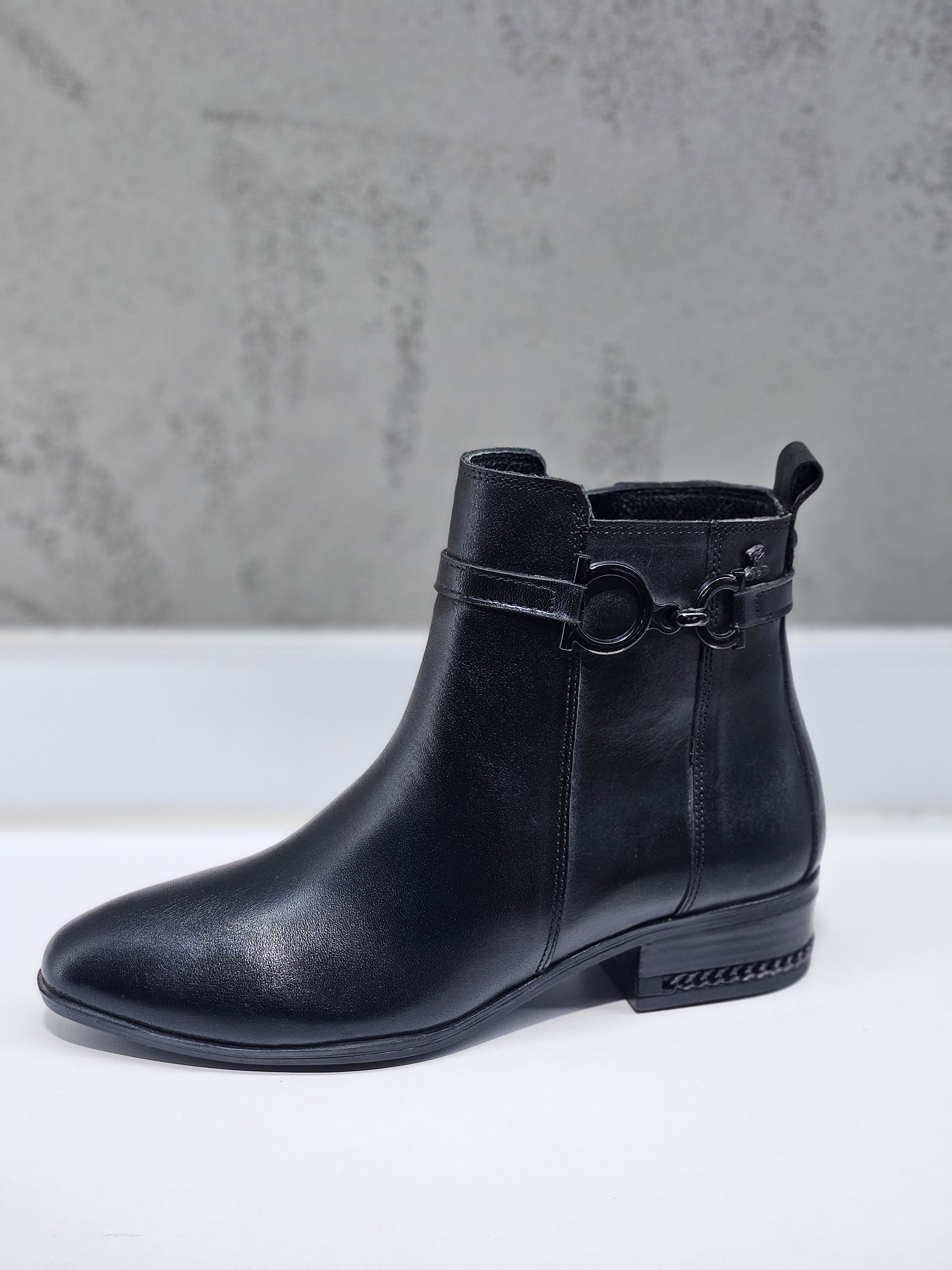 Venüs Kadın Hakiki Deri Bot 2152711 K