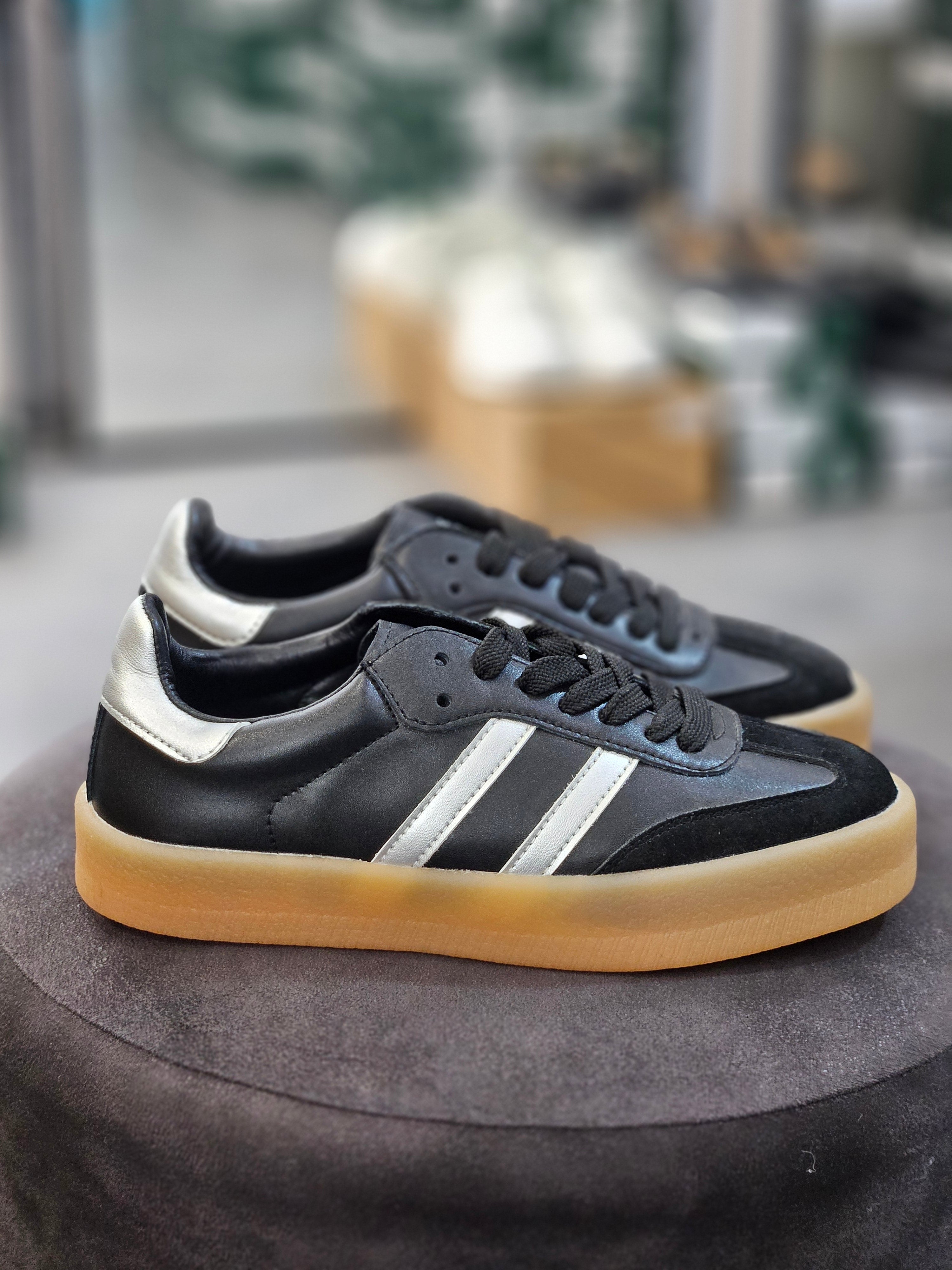 LUFIAN STELLA SNEAKERS