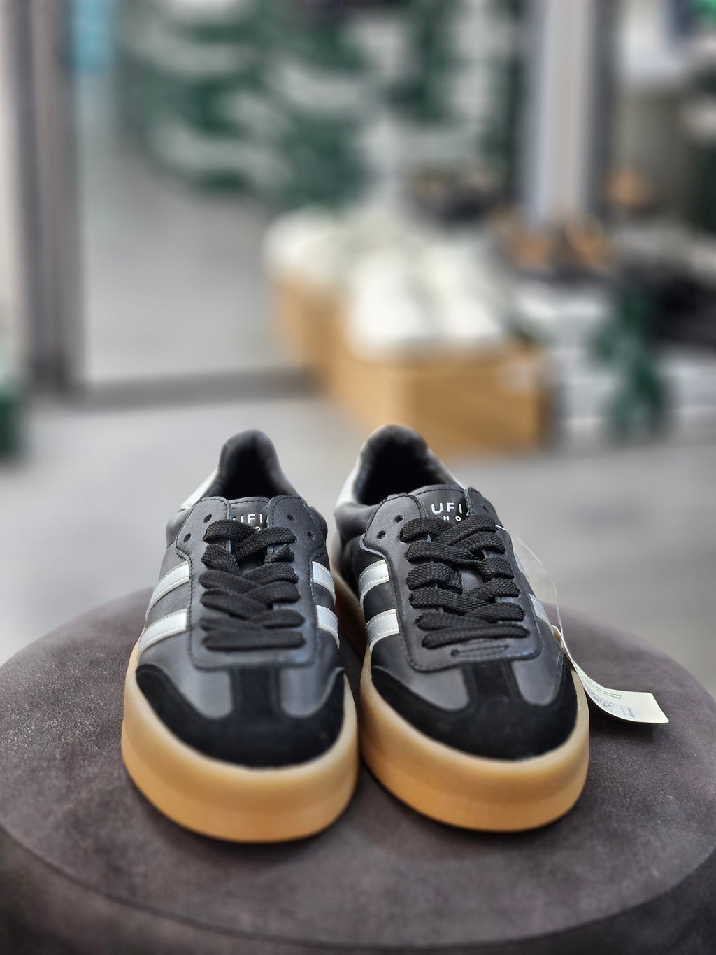 LUFIAN STELLA SNEAKERS