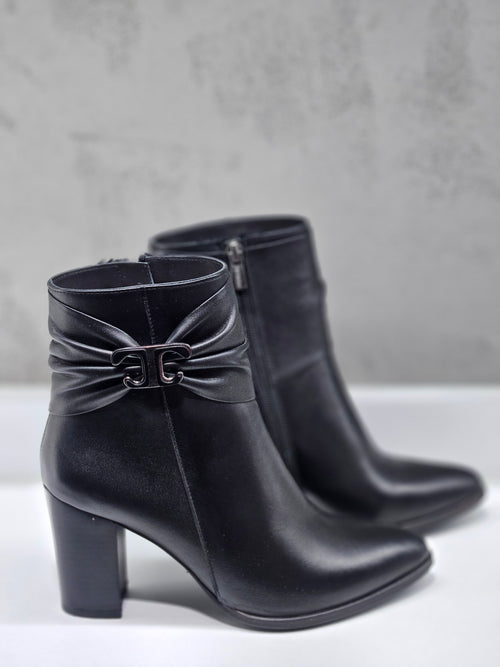 Venüs Kadın Hakiki Deri Topuklu Bot 2355809K