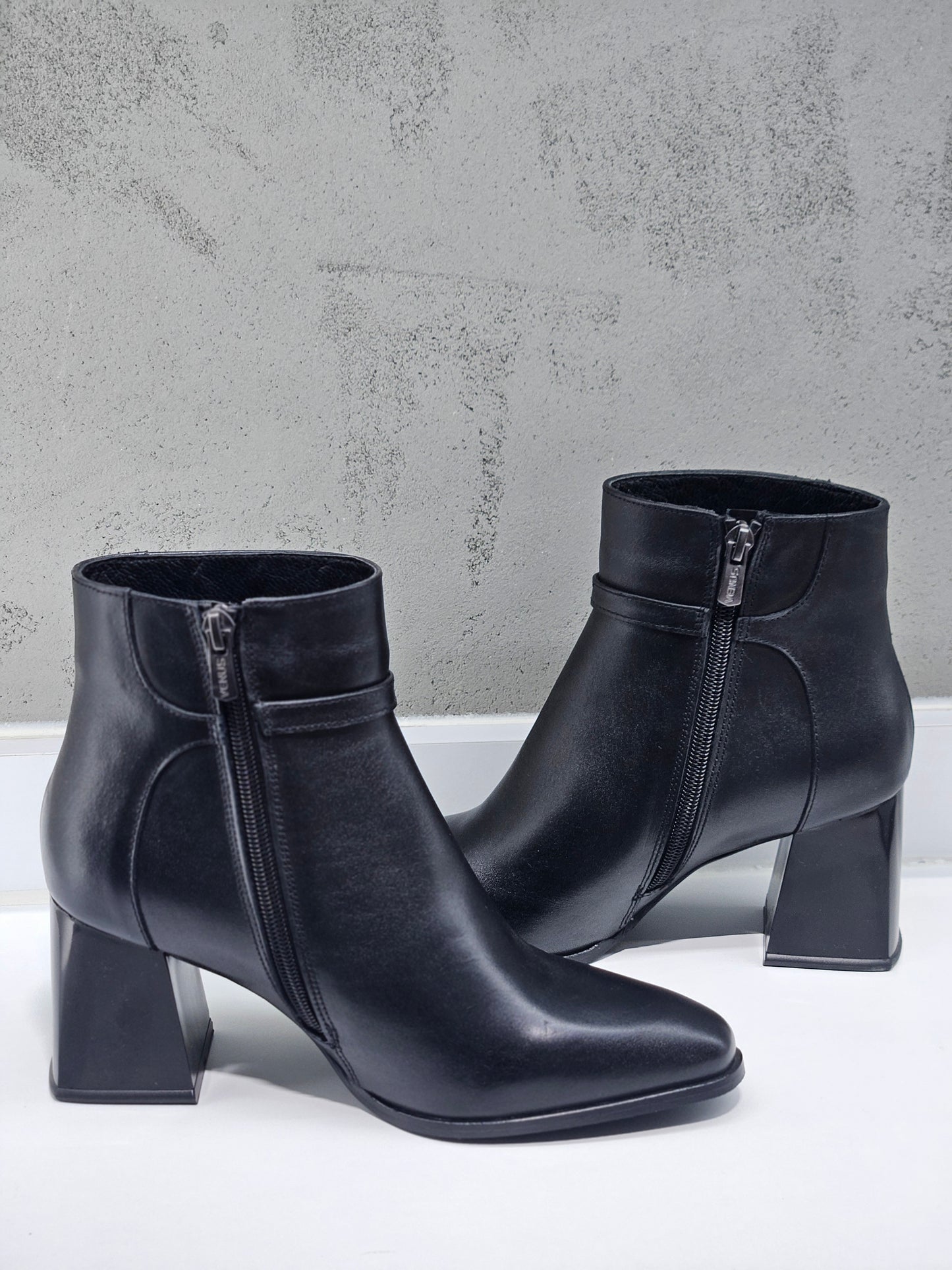 Venüs Kadın Hakiki Deri Topuklu Bot 2553901 K